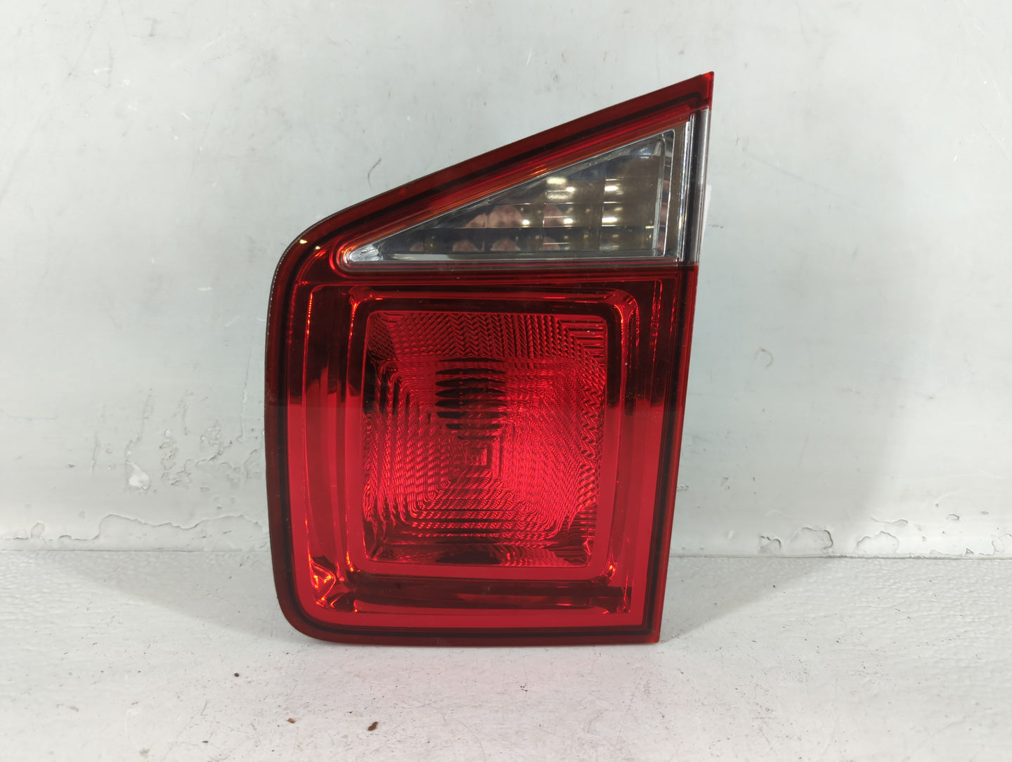 2012-2014 Chevrolet Orlando Tail Light Assembly Passenger Right OEM Fits Fits 2012 2013 2014 OEM Used Auto Parts - Oemusedautoparts1.com