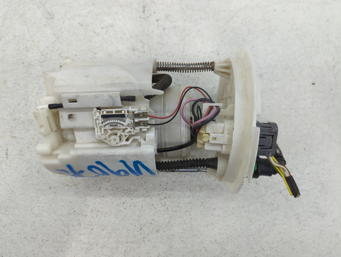 2013-2020 Ford Fusion Electrical Gas Fuel Pump Assembly - Oemusedautoparts1.com