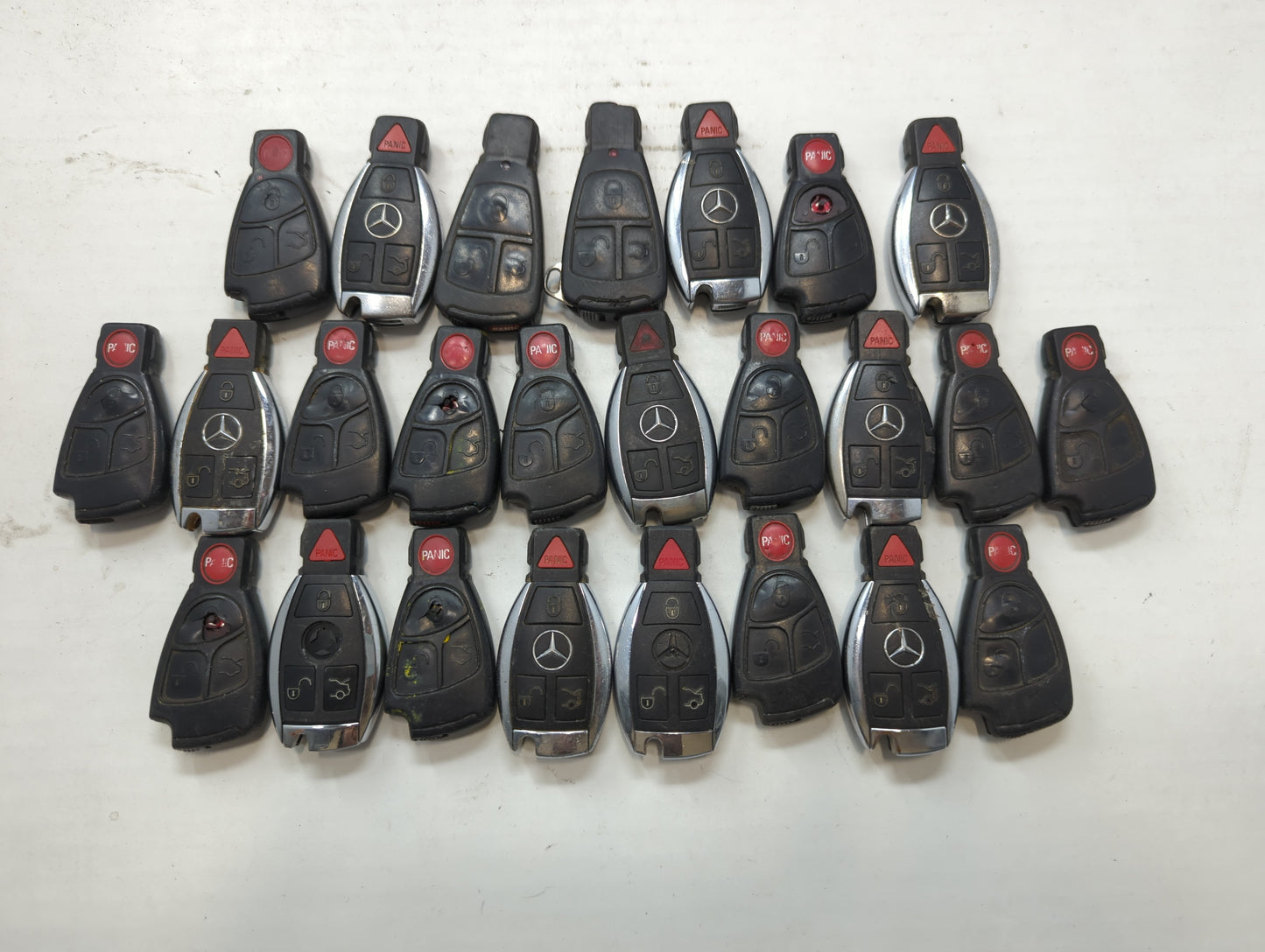 Lot of 25 Mercedes-Benz Keyless Entry Remote Fob IYZDC07 | IYZ3312 | - Oemusedautoparts1.com