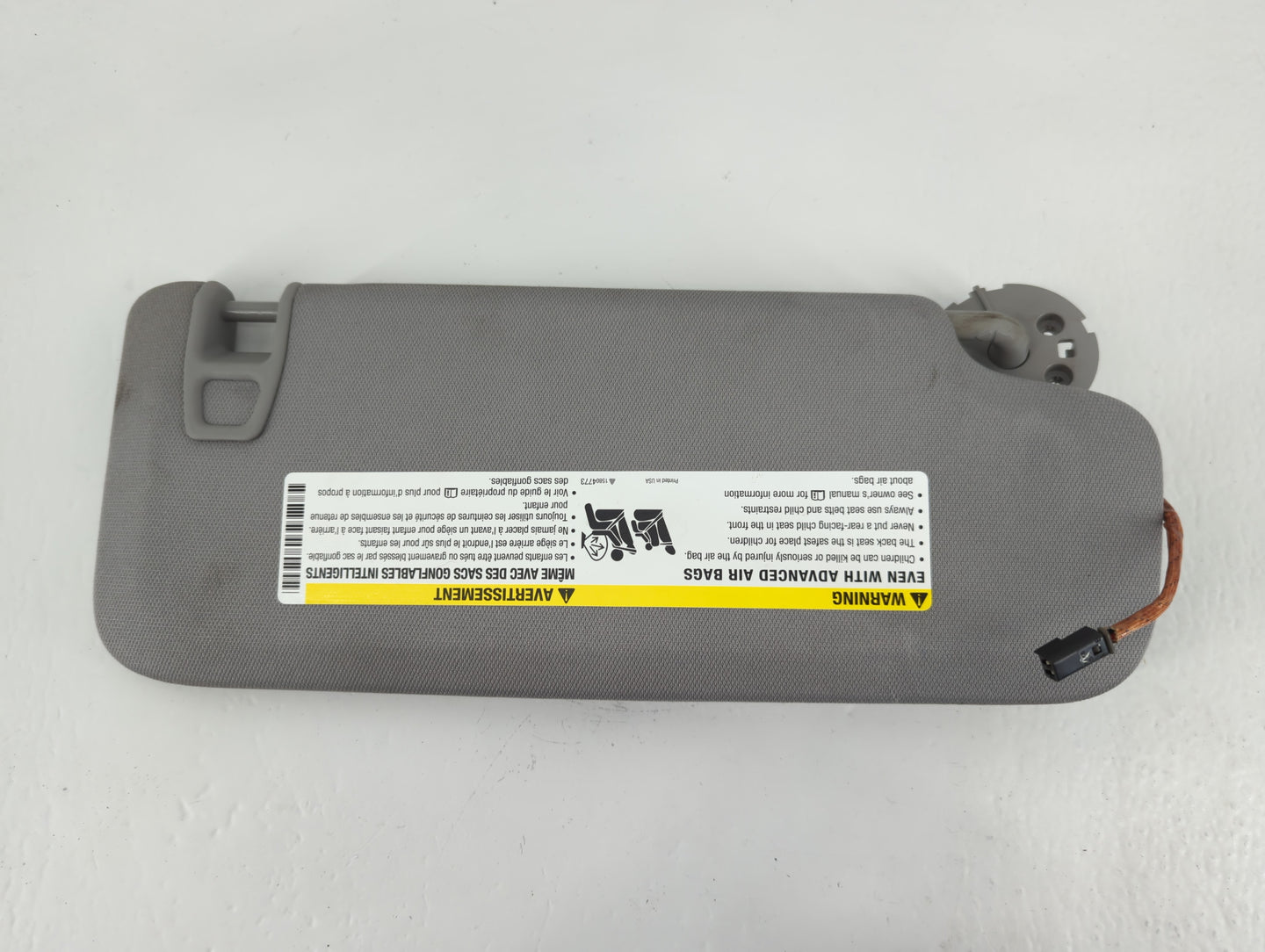 2016-2021 Chevrolet Malibu Sun Visor Shade Replacement Driver Left Mirror Fits Fits 2016 2017 2018 2019 2020 2021 OEM Used Auto Parts - Oemusedautoparts1.com