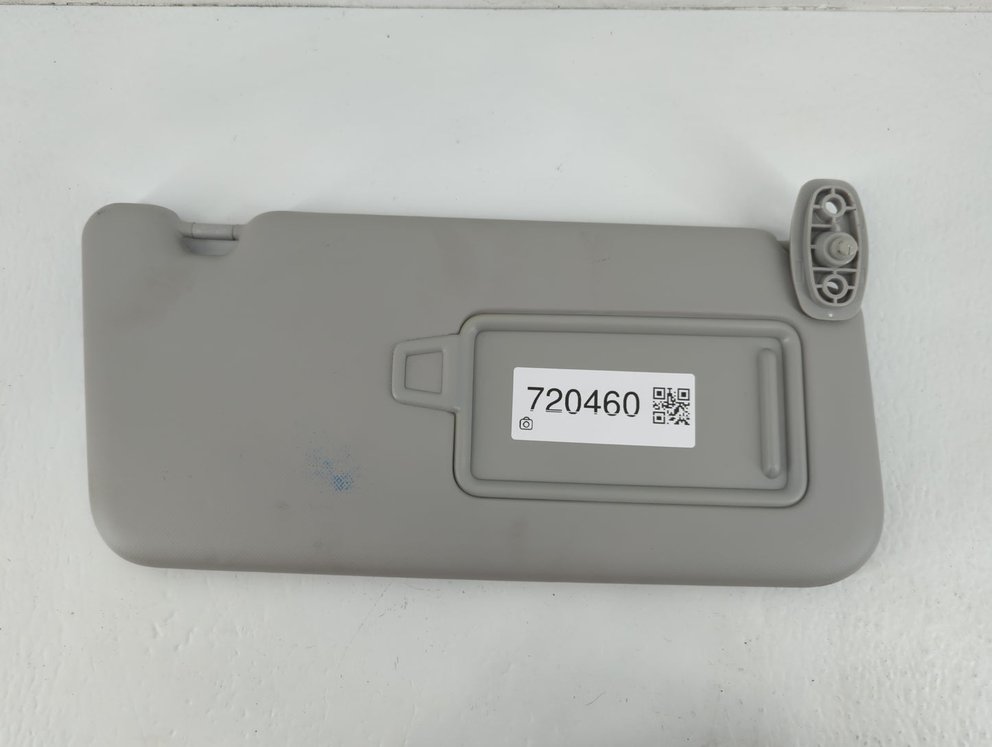 2020-2021 Kia Soul Sun Visor Shade Replacement Driver Left Mirror Fits Fits 2020 2021 OEM Used Auto Parts - Oemusedautoparts1.com