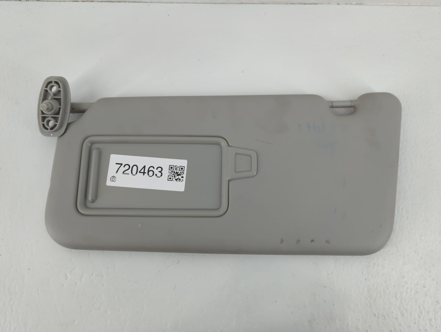 2020-2021 Kia Soul Sun Visor Shade Replacement Passenger Right Mirror Fits Fits 2020 2021 OEM Used Auto Parts - Oemusedautoparts1.com