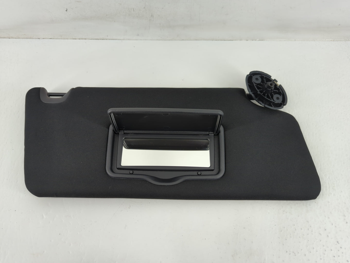 2017 Ford Explorer Sun Visor Shade Replacement Passenger Right Mirror Fits OEM Used Auto Parts - Oemusedautoparts1.com