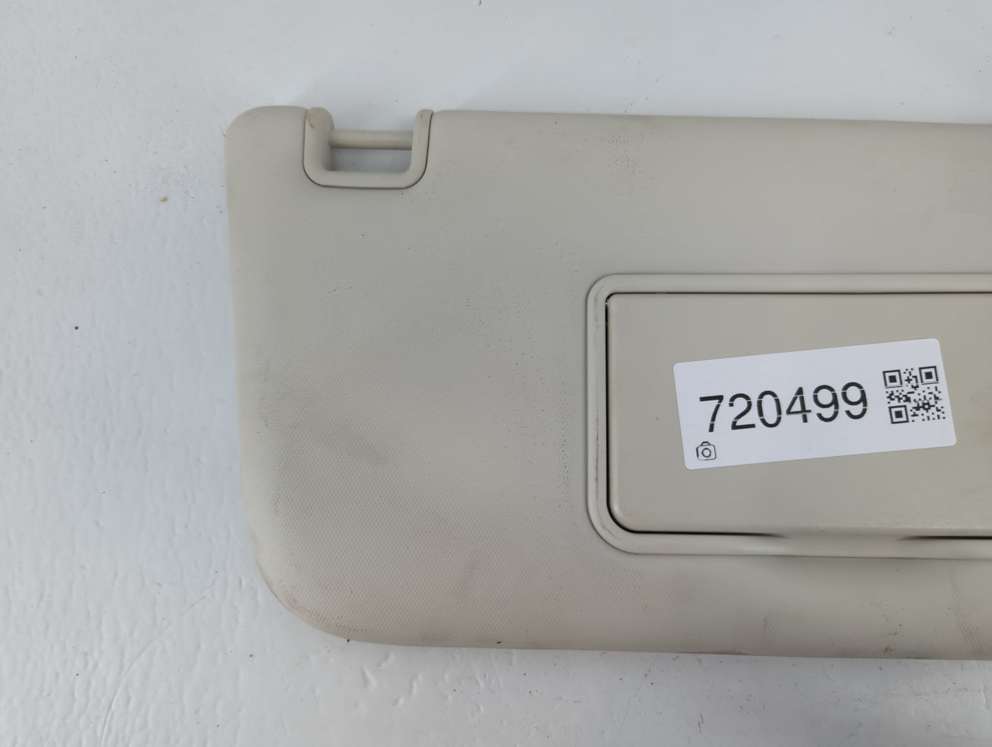2013-2015 Ford Focus Sun Visor Shade Replacement Passenger Right Mirror Fits Fits 2013 2014 2015 OEM Used Auto Parts - Oemusedautoparts1.com