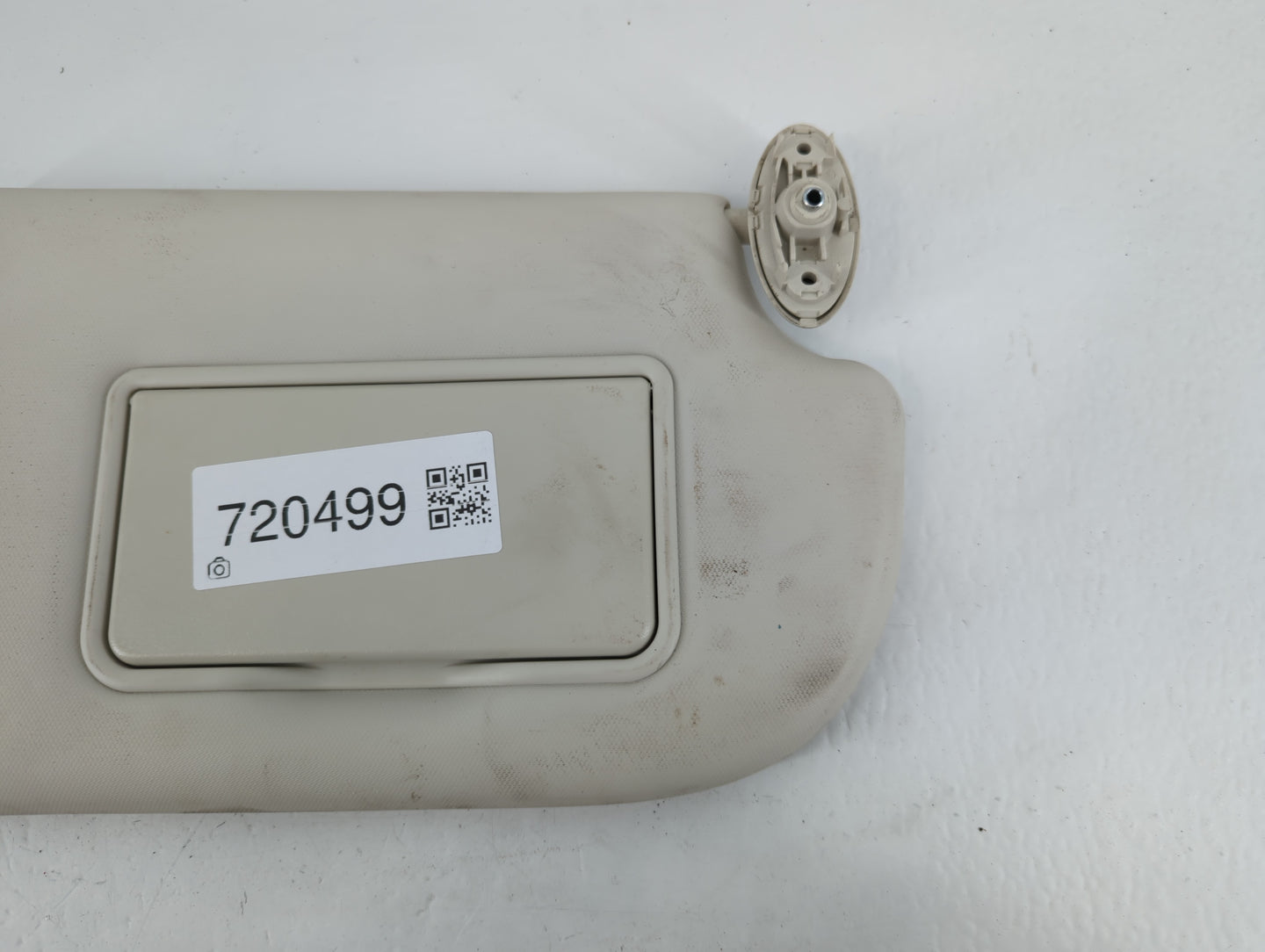 2013-2015 Ford Focus Sun Visor Shade Replacement Passenger Right Mirror Fits Fits 2013 2014 2015 OEM Used Auto Parts - Oemusedautoparts1.com