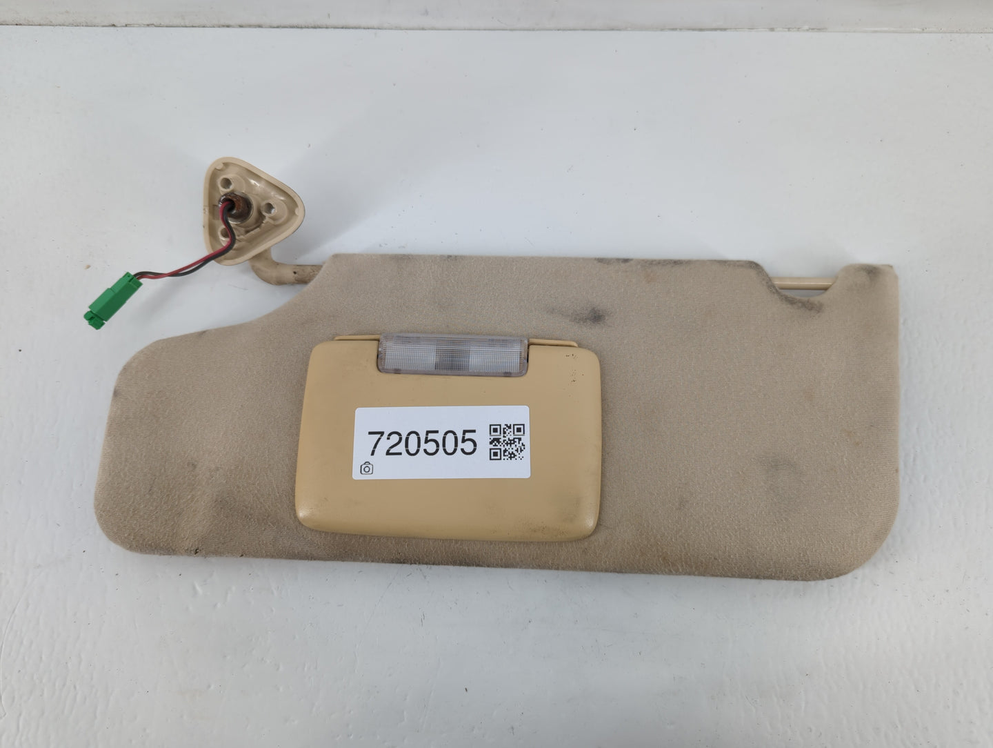 2008-2009 Ford Taurus X Sun Visor Shade Replacement Passenger Right Mirror Fits Fits 2008 2009 OEM Used Auto Parts - Oemusedautoparts1.com