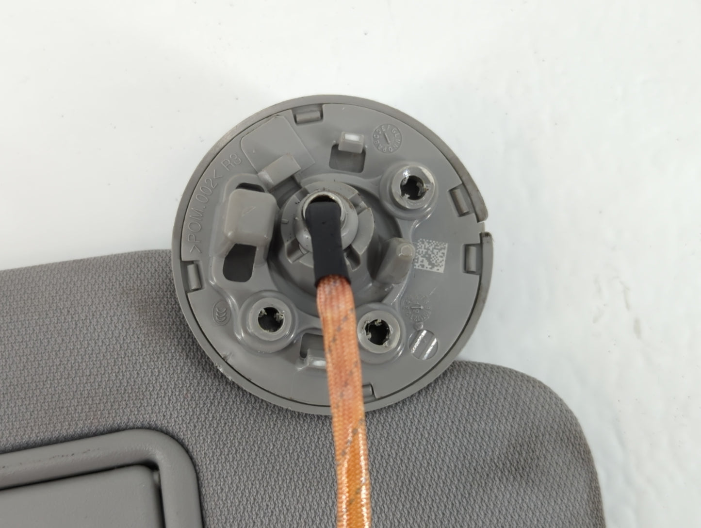 2016-2021 Chevrolet Malibu Sun Visor Shade Replacement Passenger Right Mirror Fits Fits 2016 2017 2018 2019 2020 2021 OEM Used Auto Parts - Oemusedautoparts1.com