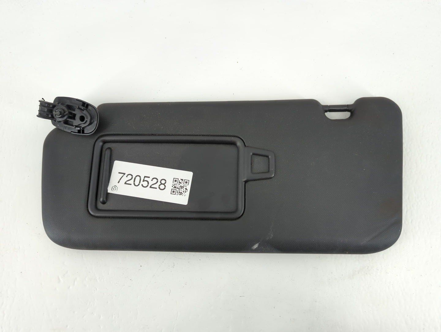 2018-2021 Hyundai Kona Sun Visor Shade Replacement Passenger Right Mirror Fits Fits 2018 2019 2020 2021 OEM Used Auto Parts - Oemusedautoparts1.com