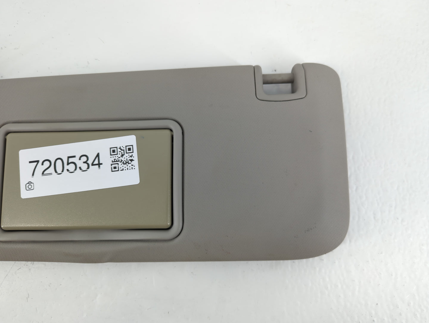 2011-2016 Chevrolet Cruze Sun Visor Shade Replacement Driver Left Mirror Fits Fits 2011 2012 2013 2014 2015 2016 OEM Used Auto Parts - Oemusedautoparts1.com