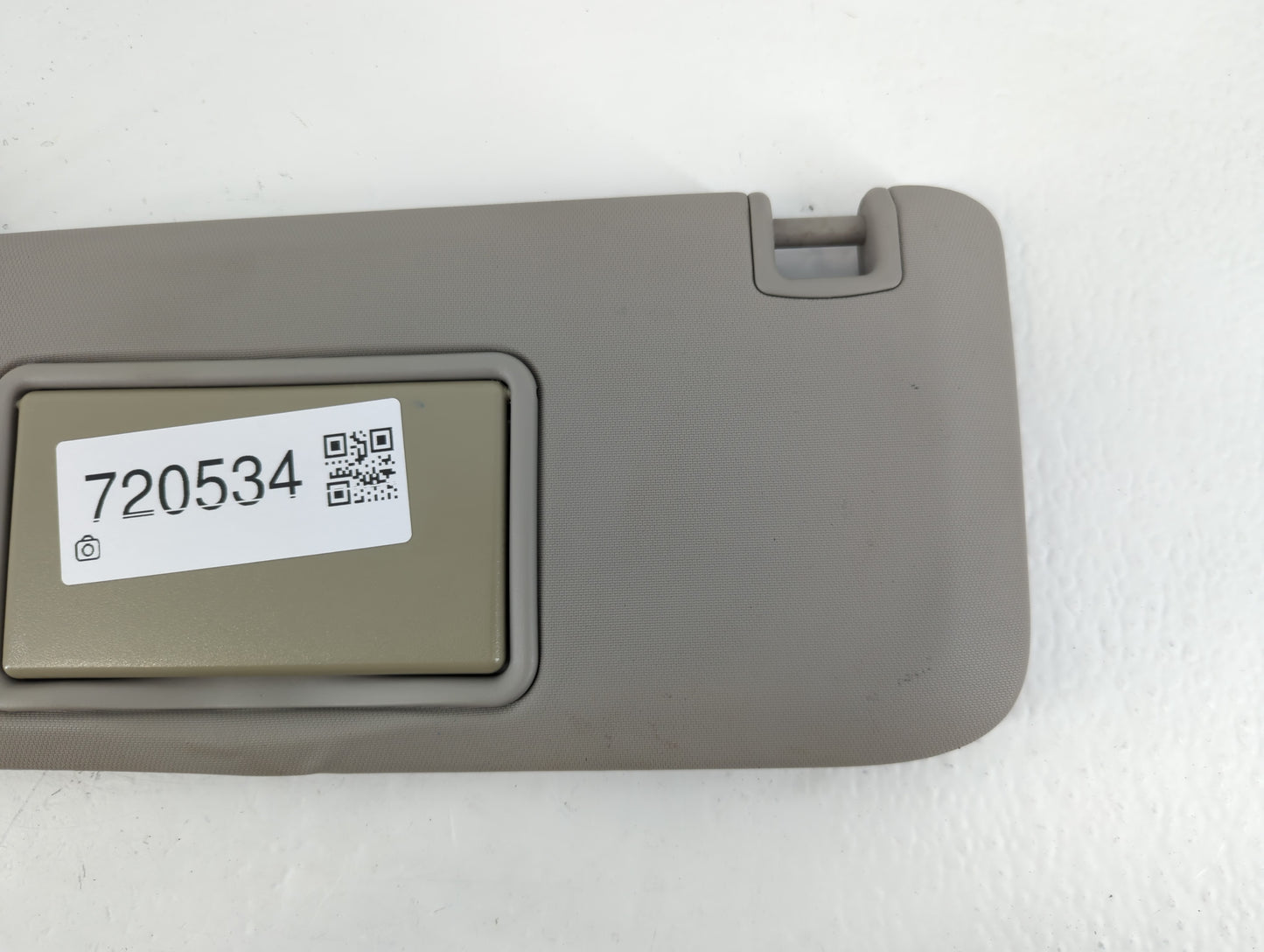 2011-2016 Chevrolet Cruze Sun Visor Shade Replacement Driver Left Mirror Fits Fits 2011 2012 2013 2014 2015 2016 OEM Used Auto Parts - Oemusedautoparts1.com