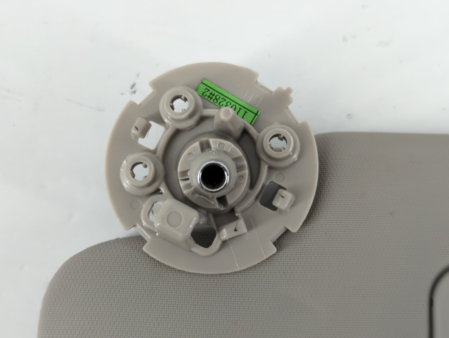 2011-2016 Chevrolet Cruze Sun Visor Shade Replacement Driver Left Mirror Fits Fits 2011 2012 2013 2014 2015 2016 OEM Used Auto Parts - Oemusedautoparts1.com