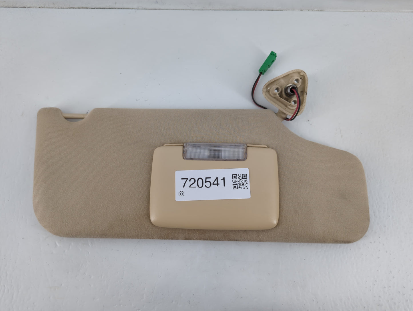 2008-2009 Ford Taurus X Sun Visor Shade Replacement Passenger Right Mirror Fits Fits 2008 2009 OEM Used Auto Parts - Oemusedautoparts1.com