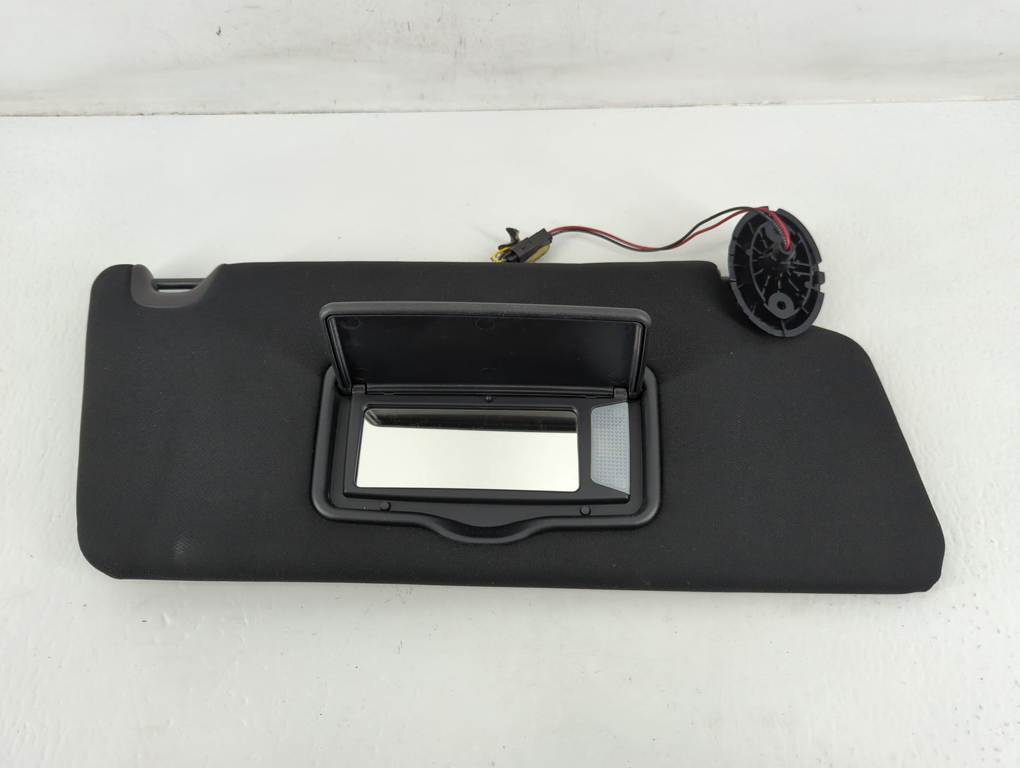 2017 Ford Explorer Sun Visor Shade Replacement Driver Left Mirror Fits OEM Used Auto Parts - Oemusedautoparts1.com