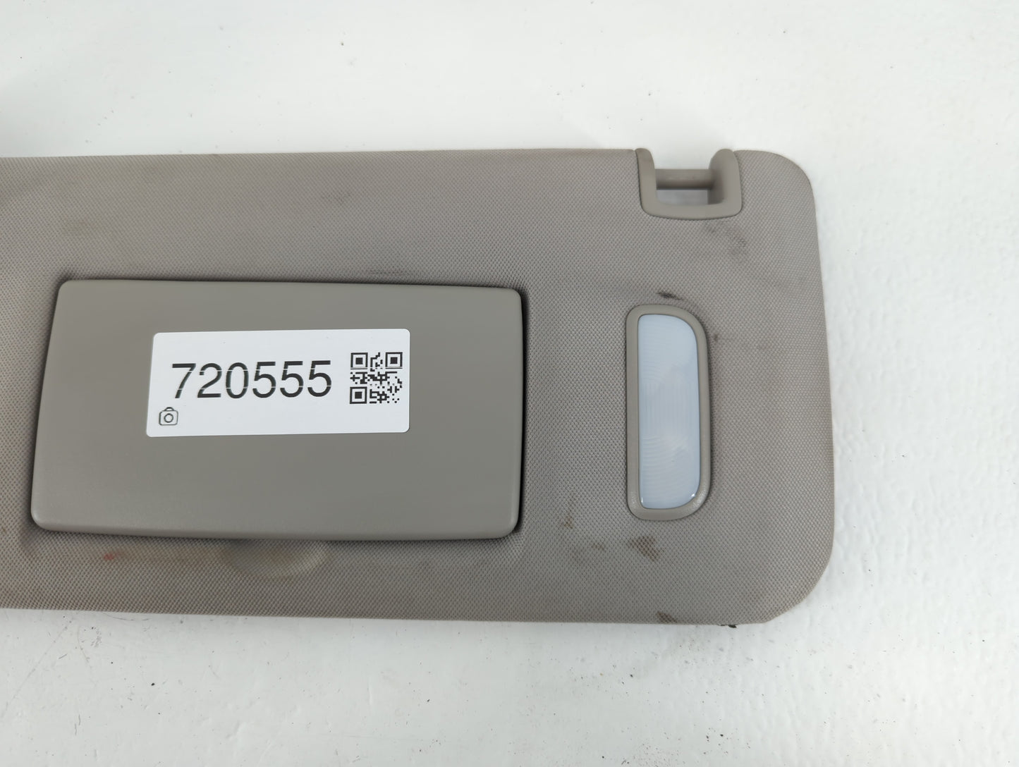 2010 Chevrolet Traverse Sun Visor Shade Replacement Driver Left Mirror Fits OEM Used Auto Parts - Oemusedautoparts1.com