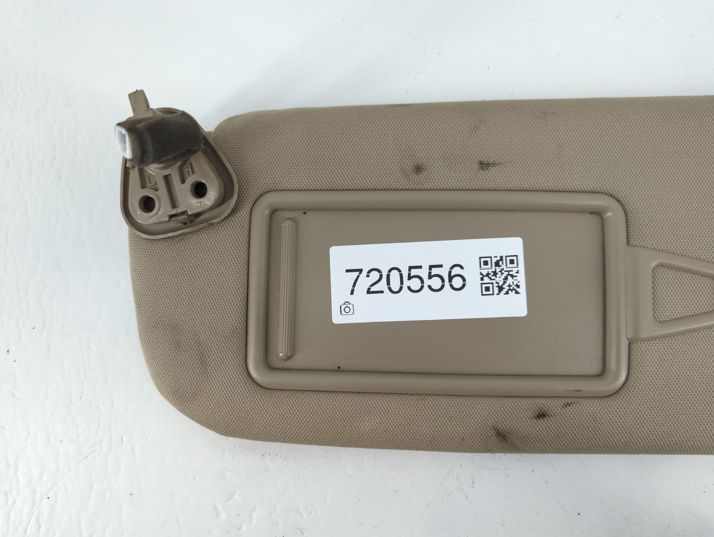 2013-2019 Hyundai Santa Fe Sun Visor Shade Replacement Driver Left Mirror Fits Fits 2013 2014 2015 2016 2017 2018 2019 OEM Used Auto Parts - Oemusedautoparts1.com