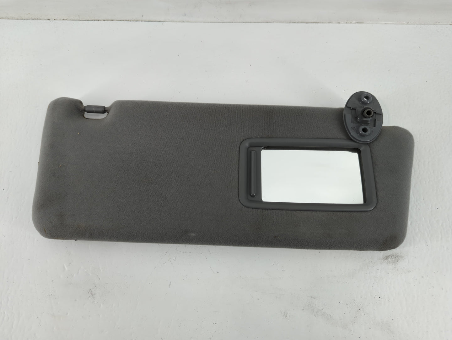2005-2011 Toyota Tacoma Sun Visor Shade Replacement Passenger Right Mirror Fits Fits 2005 2006 2007 2008 2009 2010 2011 OEM Used Auto Parts - Oemusedautoparts1.com