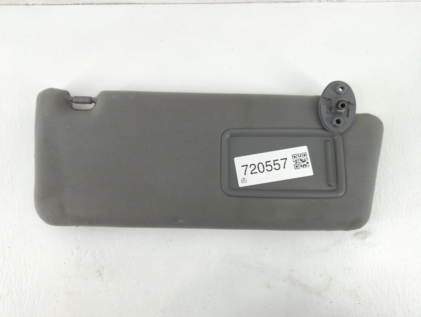 2005-2011 Toyota Tacoma Sun Visor Shade Replacement Passenger Right Mirror Fits Fits 2005 2006 2007 2008 2009 2010 2011 OEM Used Auto Parts - Oemusedautoparts1.com