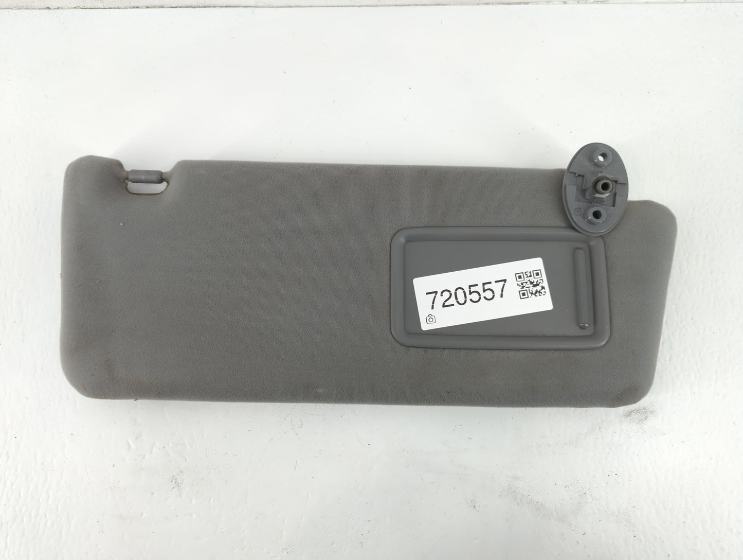 2005-2011 Toyota Tacoma Sun Visor Shade Replacement Passenger Right Mirror Fits Fits 2005 2006 2007 2008 2009 2010 2011 OEM Used Auto Parts - Oemusedautoparts1.com