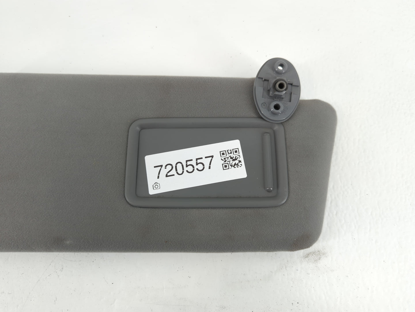 2005-2011 Toyota Tacoma Sun Visor Shade Replacement Passenger Right Mirror Fits Fits 2005 2006 2007 2008 2009 2010 2011 OEM Used Auto Parts - Oemusedautoparts1.com