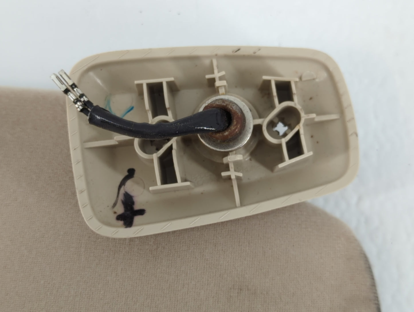 2004-2008 Ford F-150 Sun Visor Shade Replacement Passenger Right Mirror Fits Fits 2004 2005 2006 2007 2008 OEM Used Auto Parts - Oemusedautoparts1.com