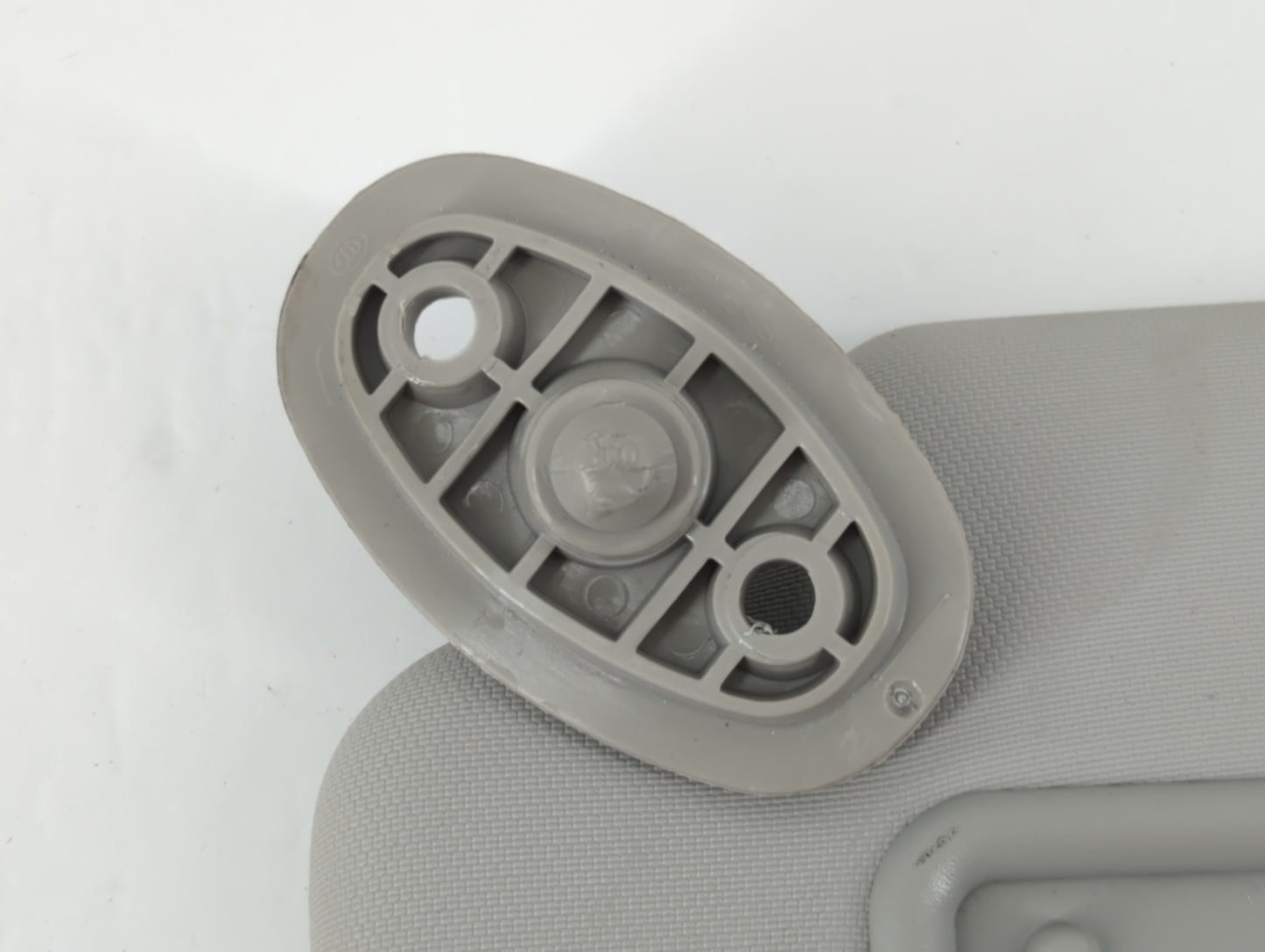 2014-2019 Kia Soul Sun Visor Shade Replacement Driver Left Mirror Fits Fits 2014 2015 2016 2017 2018 2019 OEM Used Auto Parts - Oemusedautoparts1.com