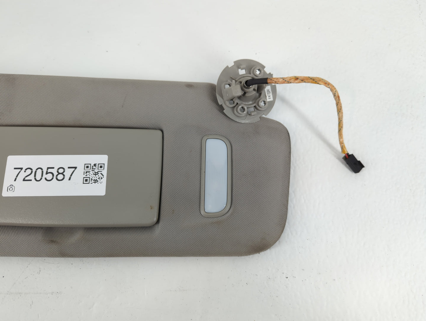2021 Kia K5 Sun Visor Shade Replacement Driver Left Mirror Fits OEM Used Auto Parts - Oemusedautoparts1.com