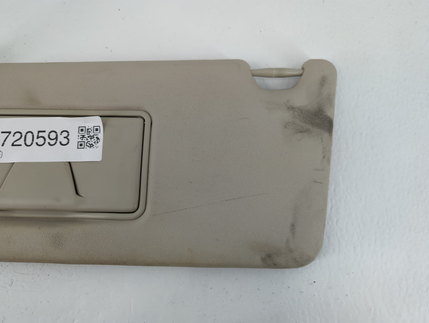 2014-2015 Mitsubishi Outlander Sun Visor Shade Replacement Driver Left Mirror Fits Fits 2014 2015 OEM Used Auto Parts - Oemusedautoparts1.com