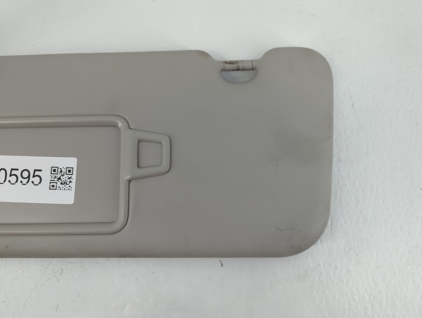 2020 Hyundai Venue Sun Visor Shade Replacement Passenger Right Mirror Fits OEM Used Auto Parts - Oemusedautoparts1.com