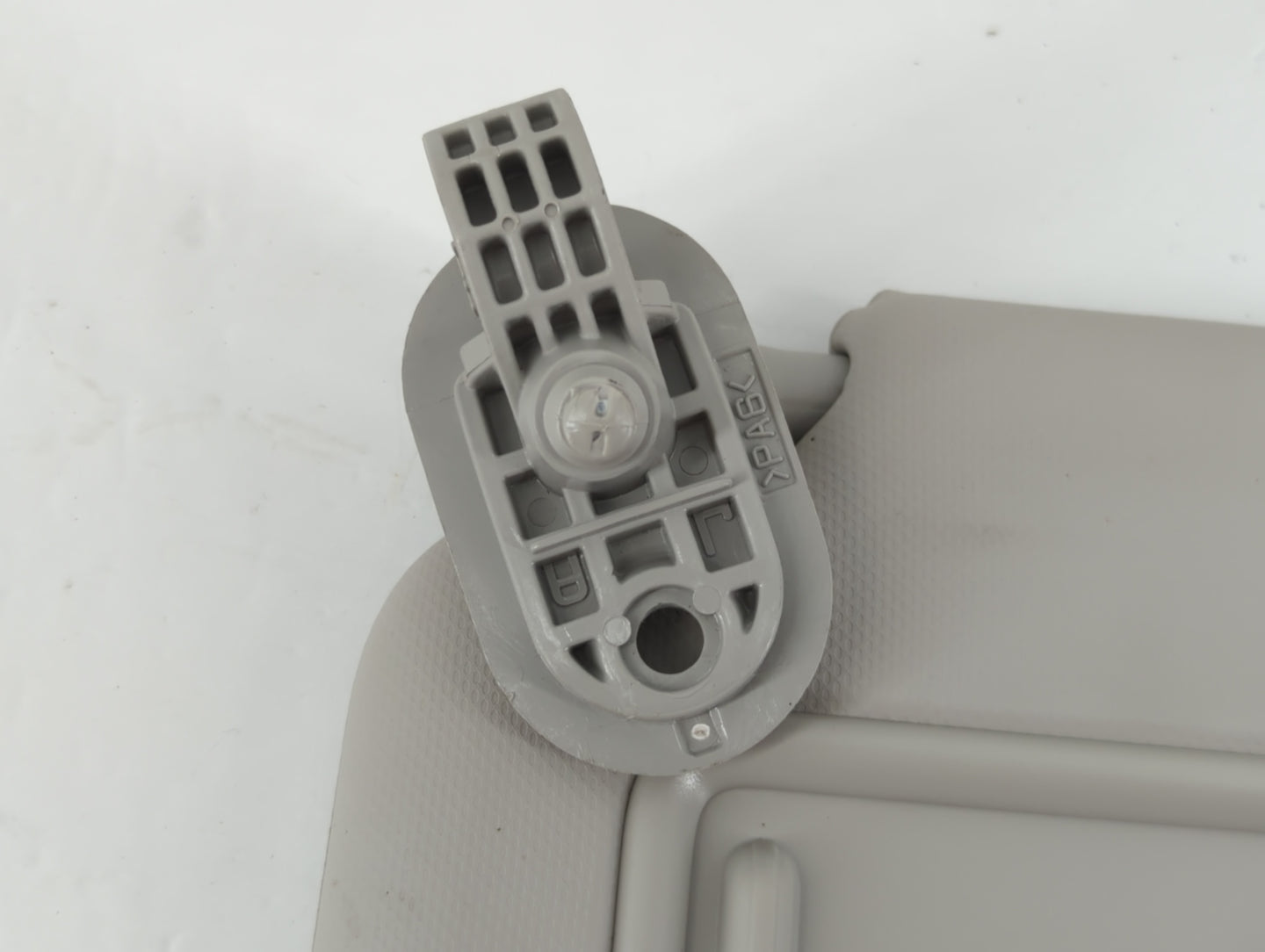 2020 Hyundai Venue Sun Visor Shade Replacement Passenger Right Mirror Fits OEM Used Auto Parts - Oemusedautoparts1.com