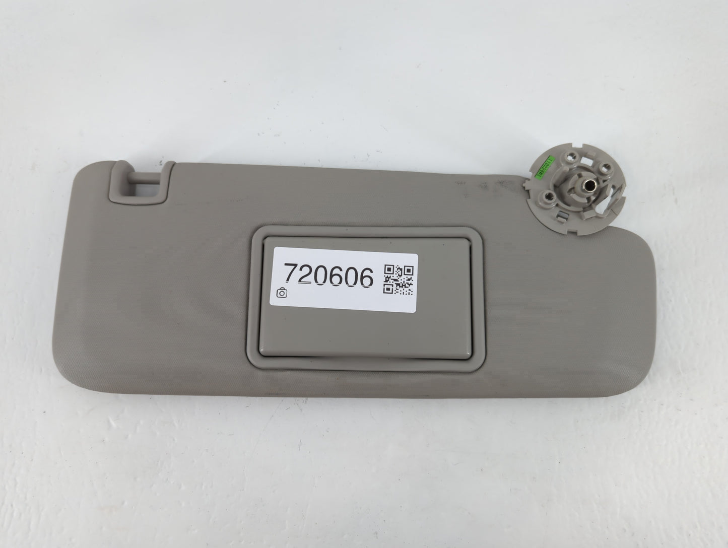 2011-2016 Chevrolet Cruze Sun Visor Shade Replacement Passenger Right Mirror Fits Fits 2011 2012 2013 2014 2015 2016 OEM Used Auto Parts - Oemusedautoparts1.com