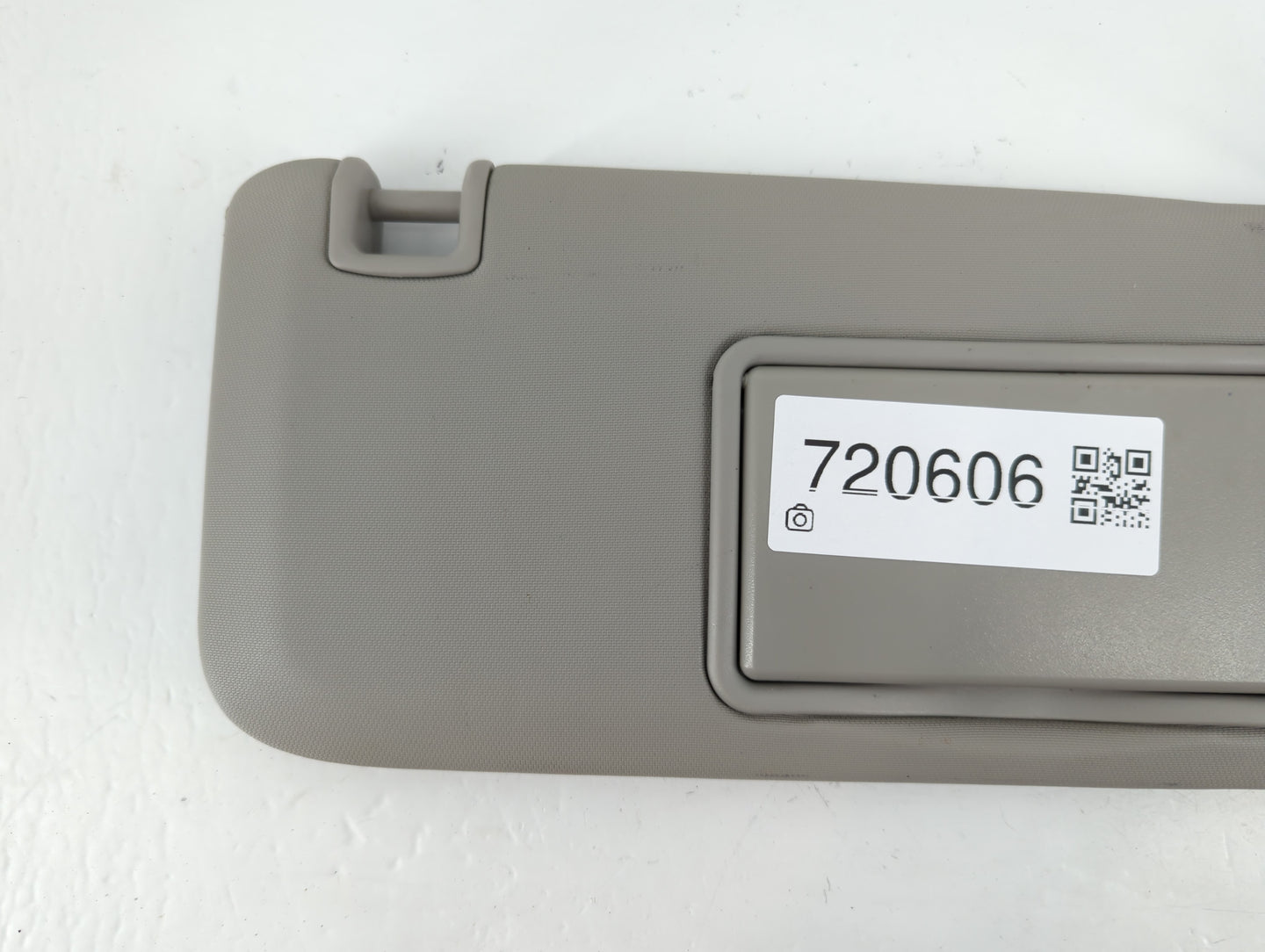 2011-2016 Chevrolet Cruze Sun Visor Shade Replacement Passenger Right Mirror Fits Fits 2011 2012 2013 2014 2015 2016 OEM Used Auto Parts - Oemusedautoparts1.com