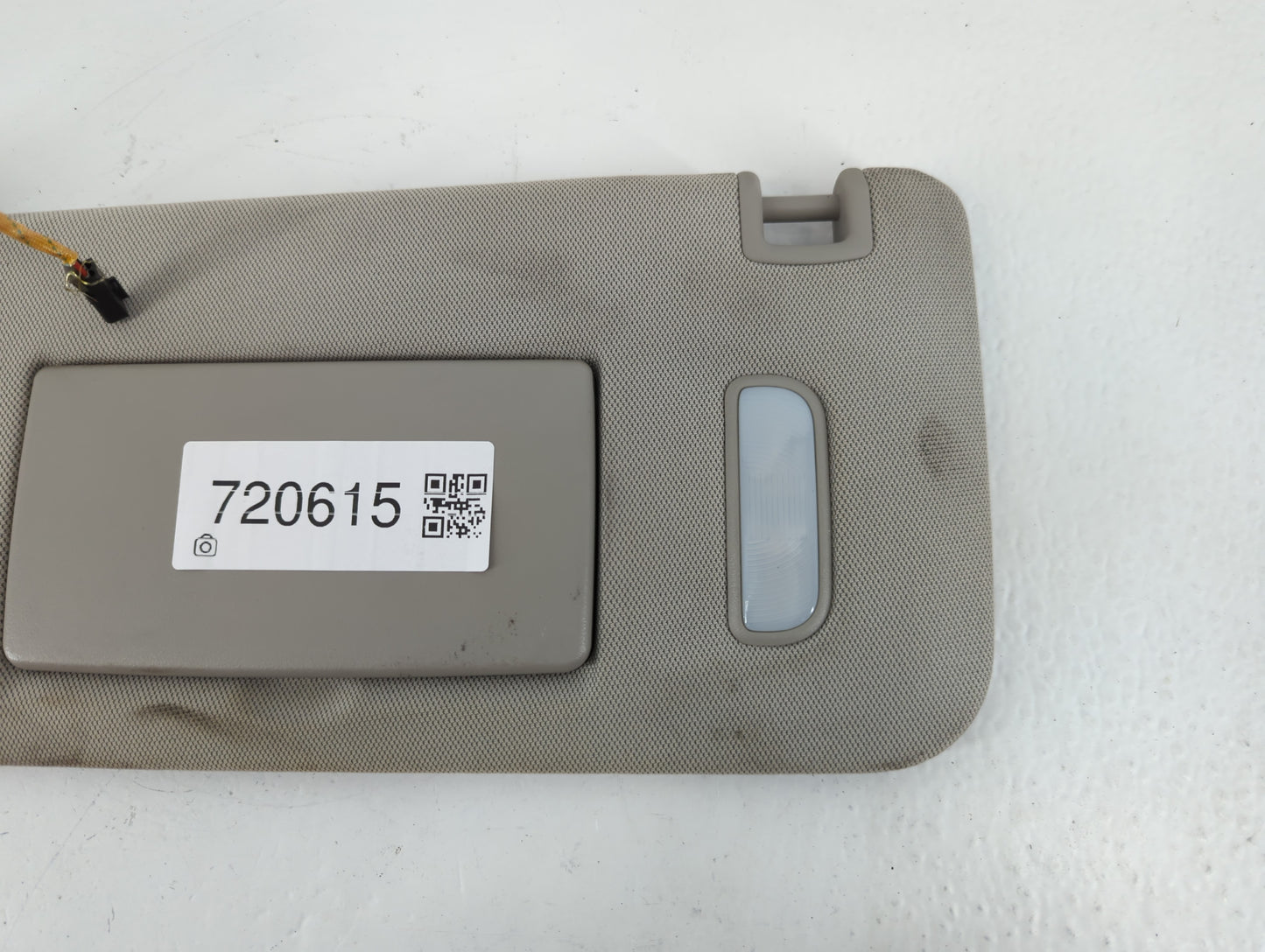 2010-2017 Chevrolet Equinox Sun Visor Shade Replacement Driver Left Mirror Fits Fits 2010 2011 2012 2013 2014 2015 2016 2017 OEM Used Auto Parts - Oemusedautoparts1.com