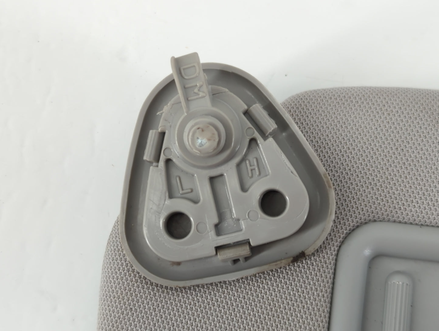 2013-2019 Hyundai Santa Fe Sun Visor Shade Replacement Driver Left Mirror Fits Fits 2013 2014 2015 2016 2017 2018 2019 OEM Used Auto Parts - Oemusedautoparts1.com