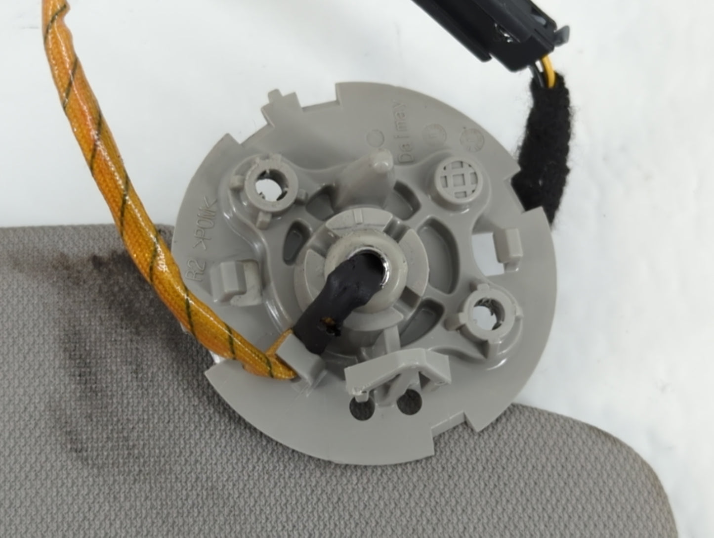 2018-2020 Buick Enclave Sun Visor Shade Replacement Passenger Right Mirror Fits Fits 2018 2019 2020 OEM Used Auto Parts - Oemusedautoparts1.com