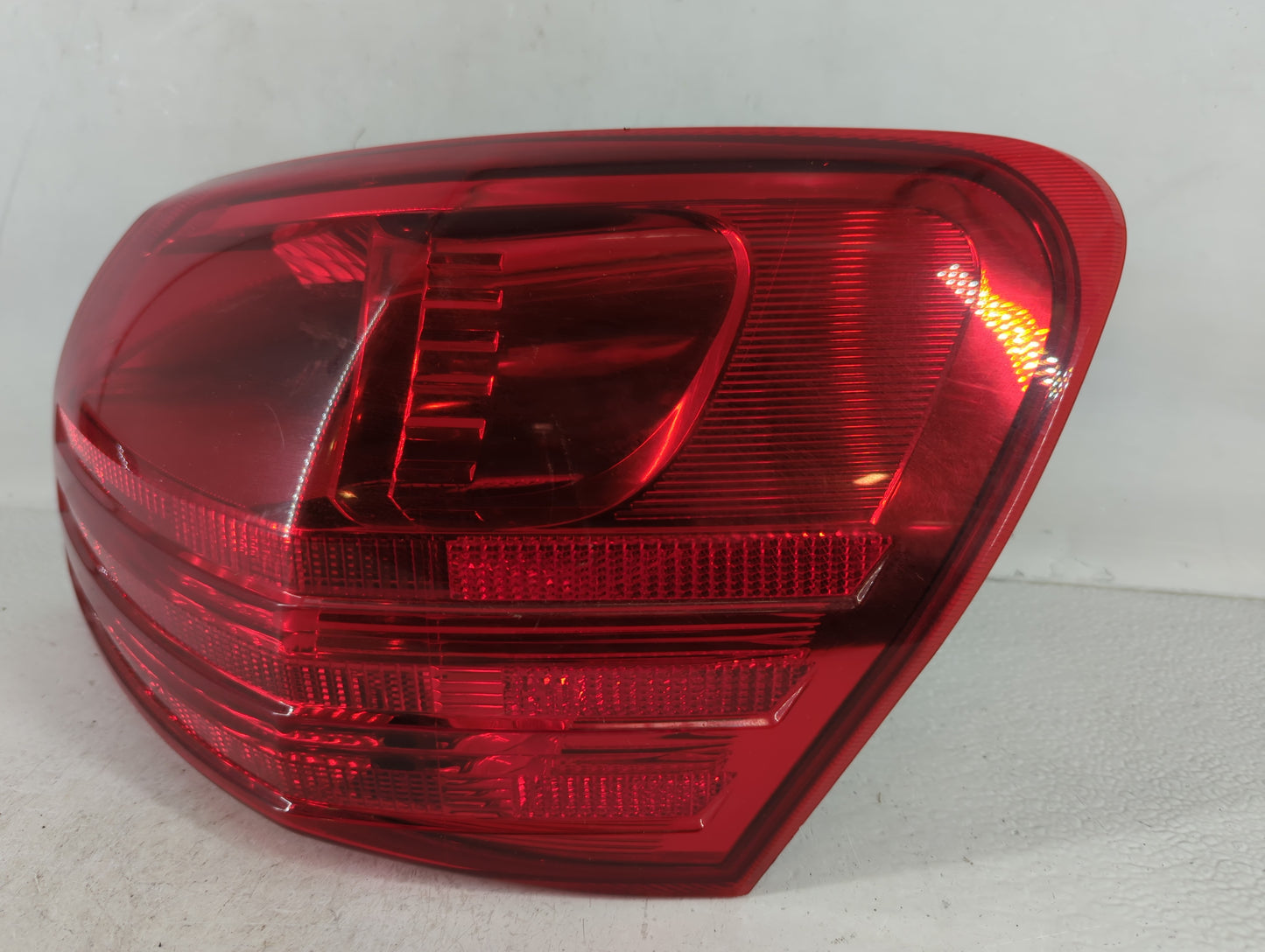 2008-2015 Nissan Rogue Tail Light Assembly Passenger Right OEM Fits Fits 2008 2009 2010 2011 2012 2013 2014 2015 OEM Used Auto Parts - Oemusedautoparts1.com