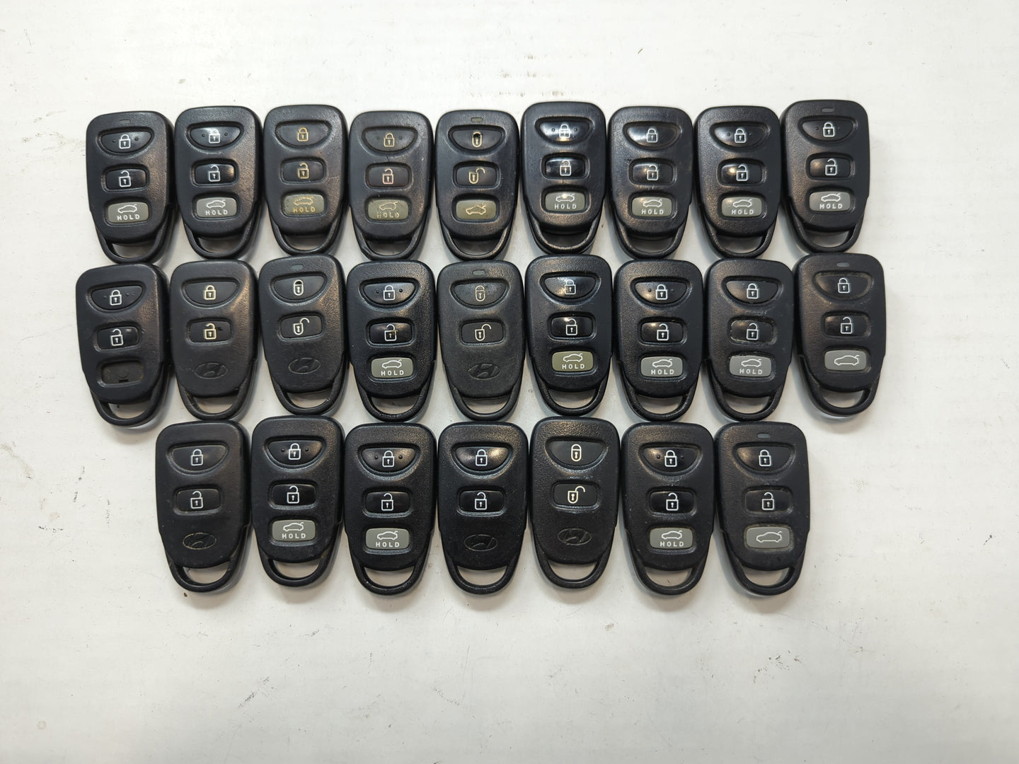 Lot of 25 Hyundai Keyless Entry Remote Fob MIXED FCC IDS MIXED PART - Oemusedautoparts1.com