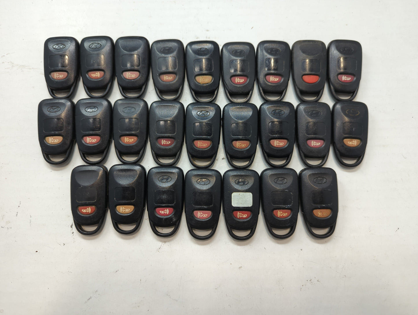 Lot of 25 Hyundai Keyless Entry Remote Fob MIXED FCC IDS MIXED PART - Oemusedautoparts1.com