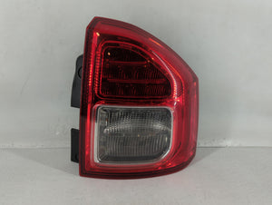 2011-2013 Jeep Compass Tail Light Assembly Passenger Right OEM P/N:320372 05182544 Fits Fits 2011 2012 2013 OEM Used Auto Parts