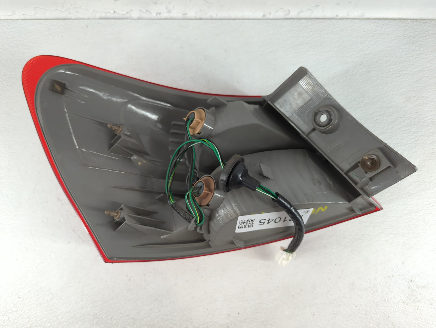 2008-2015 Nissan Rogue Tail Light Assembly Passenger Right OEM Fits Fits 2008 2009 2010 2011 2012 2013 2014 2015 OEM Used Auto Parts - Oemusedautoparts1.com