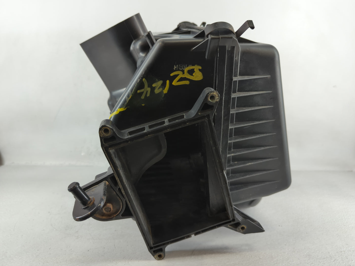 2009-2012 Kia Rondo Air Cleaner Intake-duct Hose Tube - Oemusedautoparts1.com