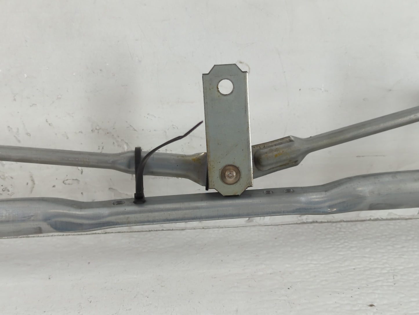 2019 Chrysler 300 WIPER TRANSMISSION - Oemusedautoparts1.com