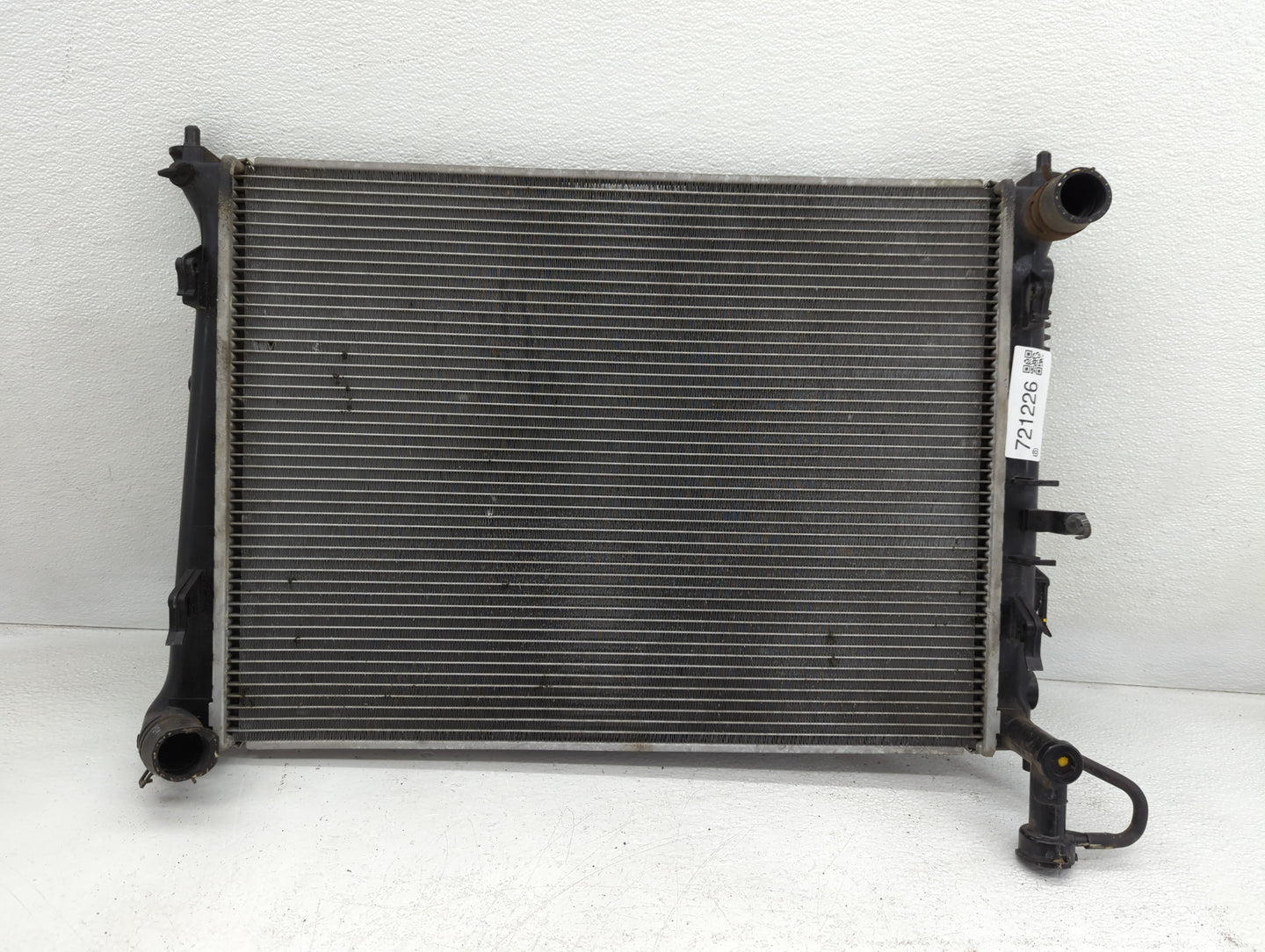 2010-2013 Kia Forte Engine Cooling Radiator Condensor P/N:25310-1XXX Fits Fits 2010 2011 2012 2013 OEM Used Auto Parts - Oemusedautoparts1.com