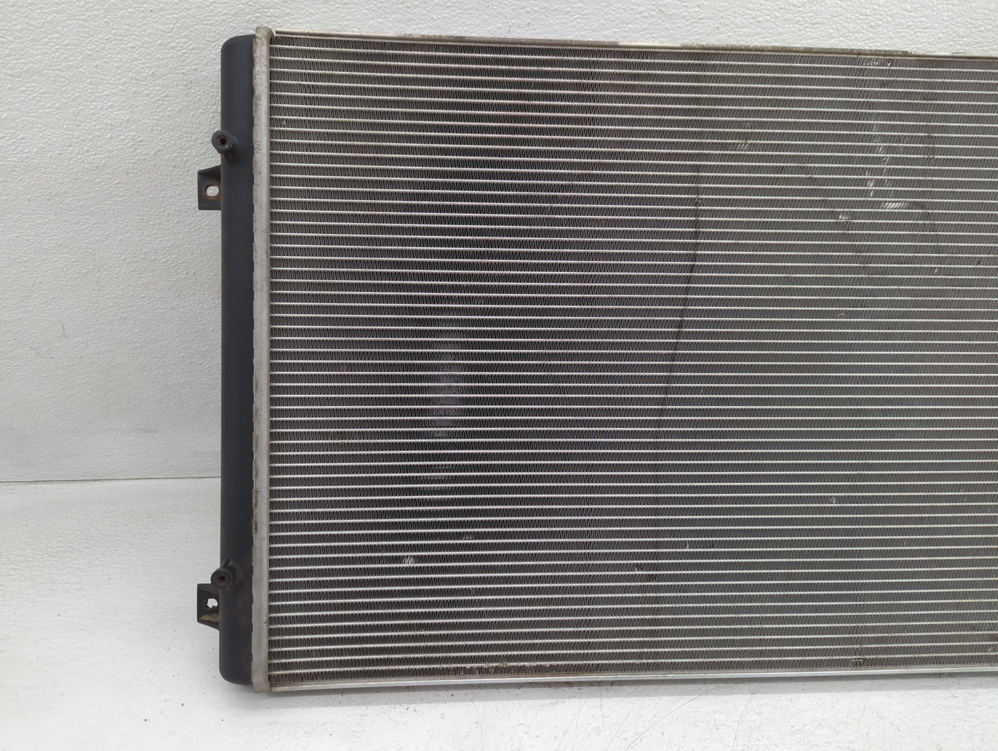 2008-2010 Volkswagen Passat Engine Cooling Radiator Condensor P/N:1K0 121 253 L Fits OEM Used Auto Parts - Oemusedautoparts1.com