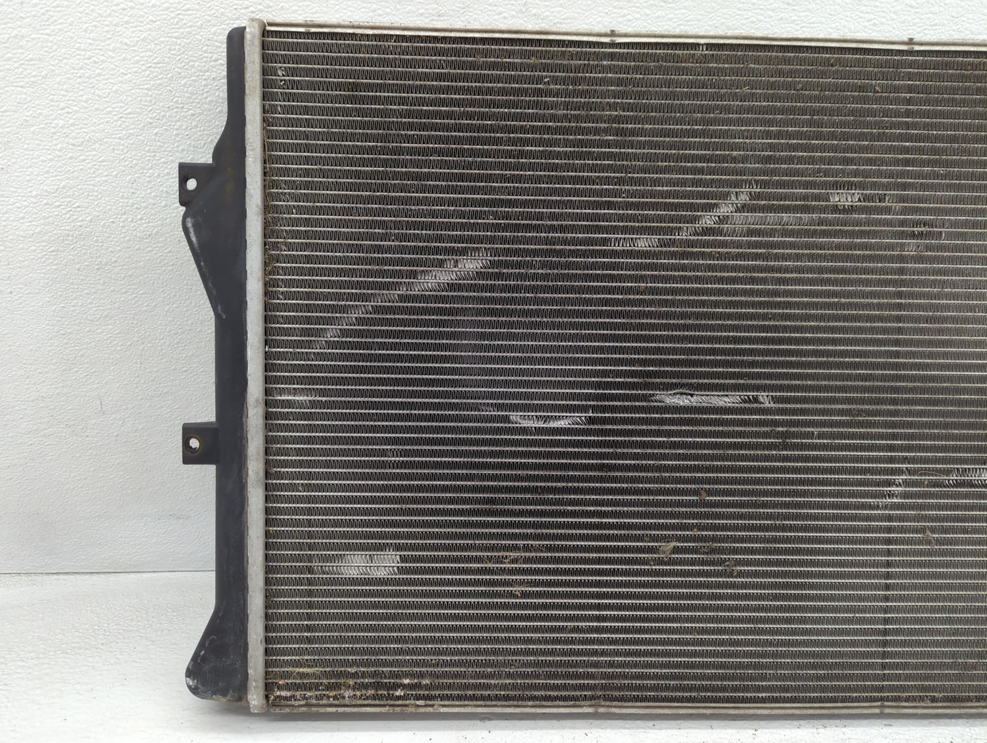 2008-2010 Volkswagen Passat Engine Cooling Radiator Condensor P/N:1K0 121 253 L Fits OEM Used Auto Parts - Oemusedautoparts1.com
