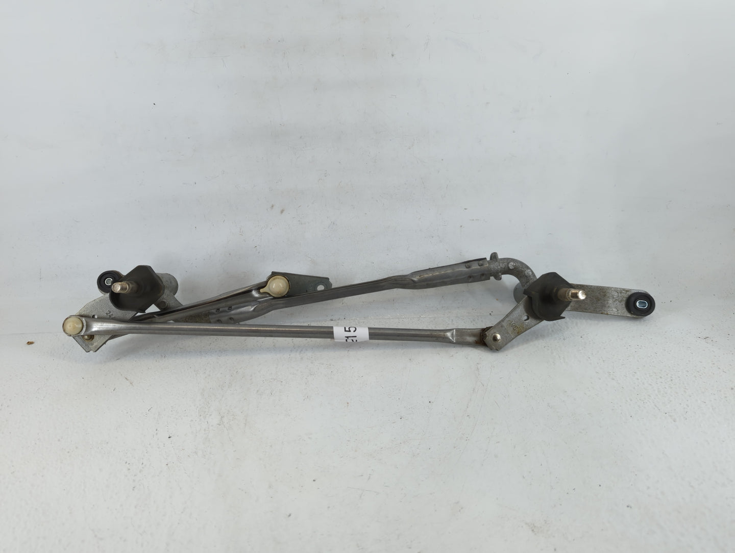 2019 Jeep Cherokee Front Windshield Wiper Motor Fits OEM Used Auto Parts - Oemusedautoparts1.com