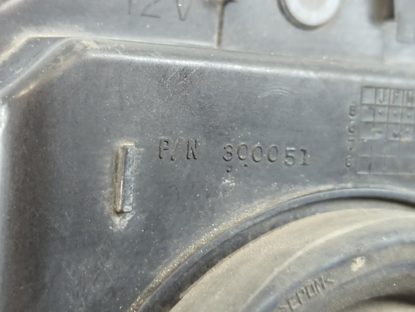 2005-2007 Jeep Liberty Driver Left Oem Head Light Headlight Lamp - Oemusedautoparts1.com