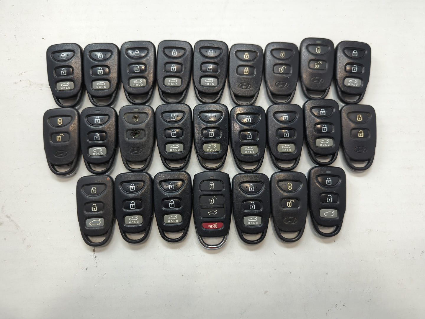 Lot of 25 Hyundai Keyless Entry Remote Fob MIXED FCC IDS MIXED PART - Oemusedautoparts1.com
