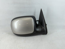 2003-2006 Chevrolet Avalanche 1500 Side Mirror Replacement Passenger Right View Door Mirror P/N:46244BX078 15124857 Fits OEM Used Auto Parts