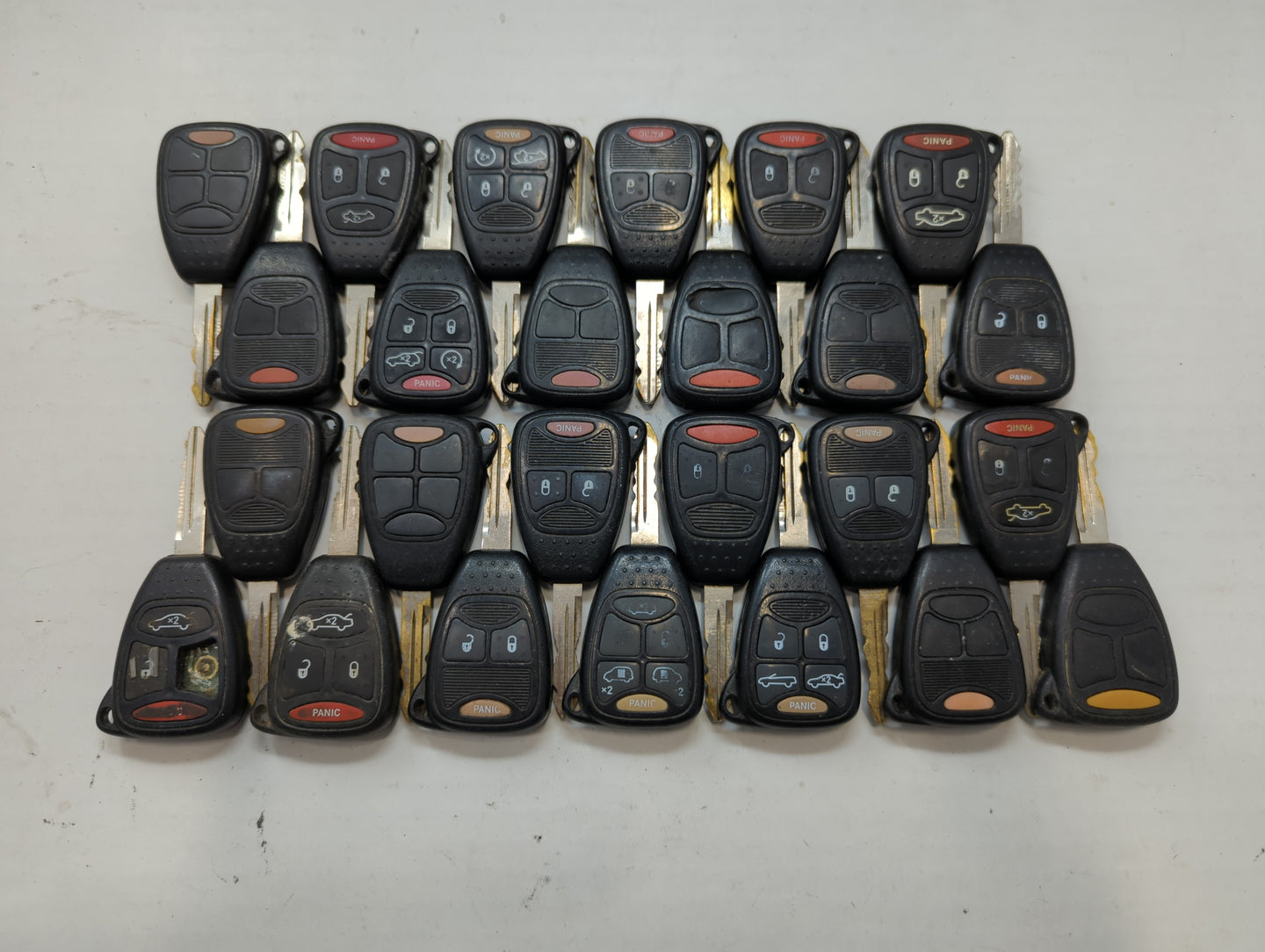 Lot of 25 Dodge Keyless Entry Remote Fob MIXED FCC IDS MIXED PART NUMBERS - Oemusedautoparts1.com