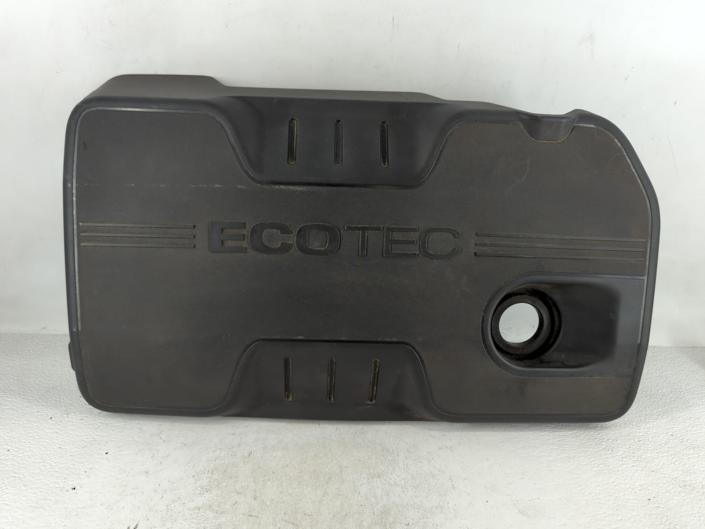 2013 Gmc Terrain Engine Cover - Oemusedautoparts1.com
